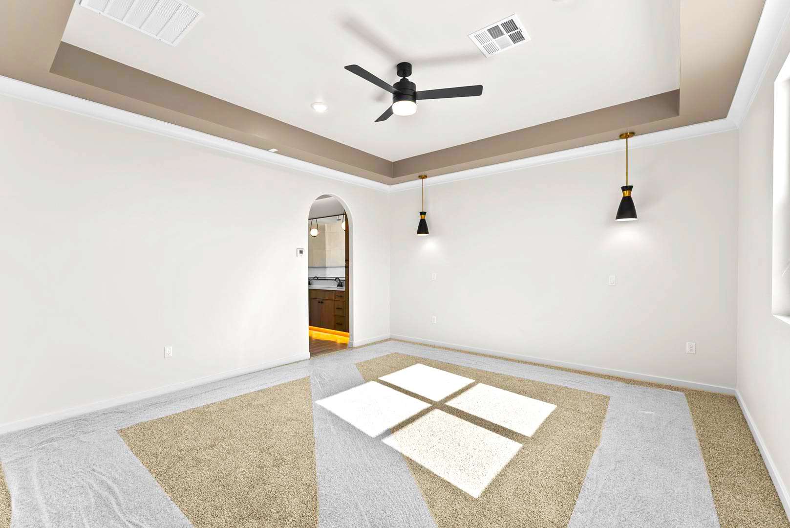 Master Bedroom 900 Bilton